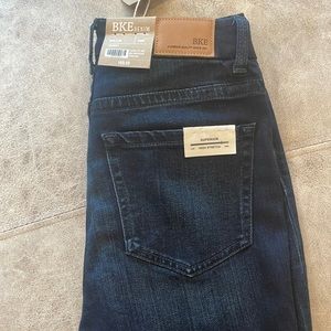 Never worn BKE- Billie jeans